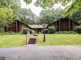 11006 Hampton Rd, Fairfax Station, VA 22039