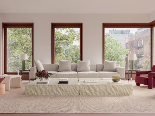 83 Thompson Street image 1 of 5