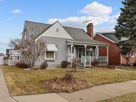 2nd image of 2929 Garfield Ave