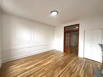 Rented by KNOCKKNOCK LLC