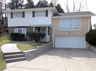 604 Southcrest Dr, Pittsburgh, PA 15226