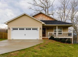 99 Liberty Rd, Candler, NC 28715