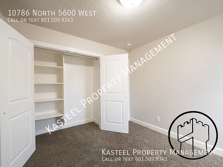 10786 N 5600 W — Photo 23