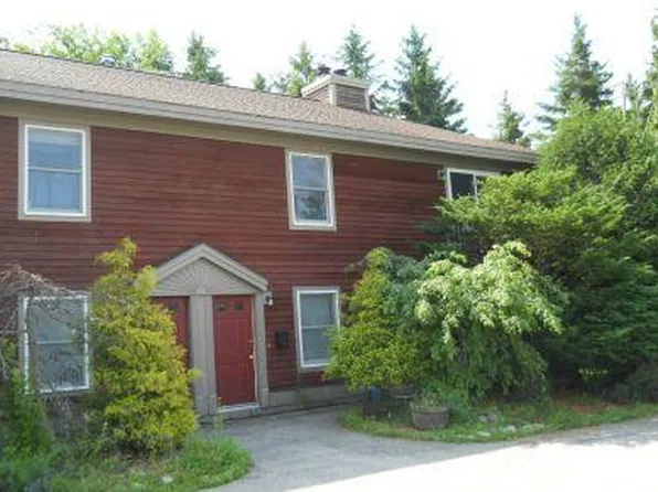 73 Husson Ave #D, Bangor, ME 04401