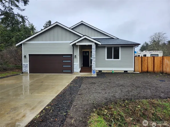 508 Makah Avenue SE, Ocean Shores, WA 98569