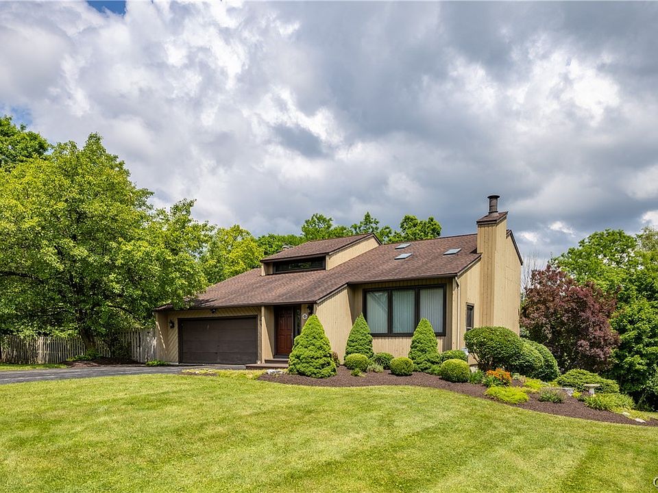 1st image of 4390 Belleflower Cir