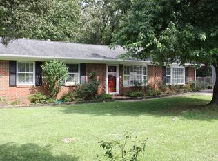 889 Stoneykirk Dr, Fayetteville, NC 28314