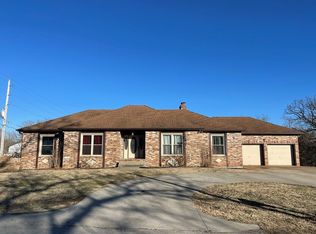 16891 S 1413th Rd, Nevada, MO 64772