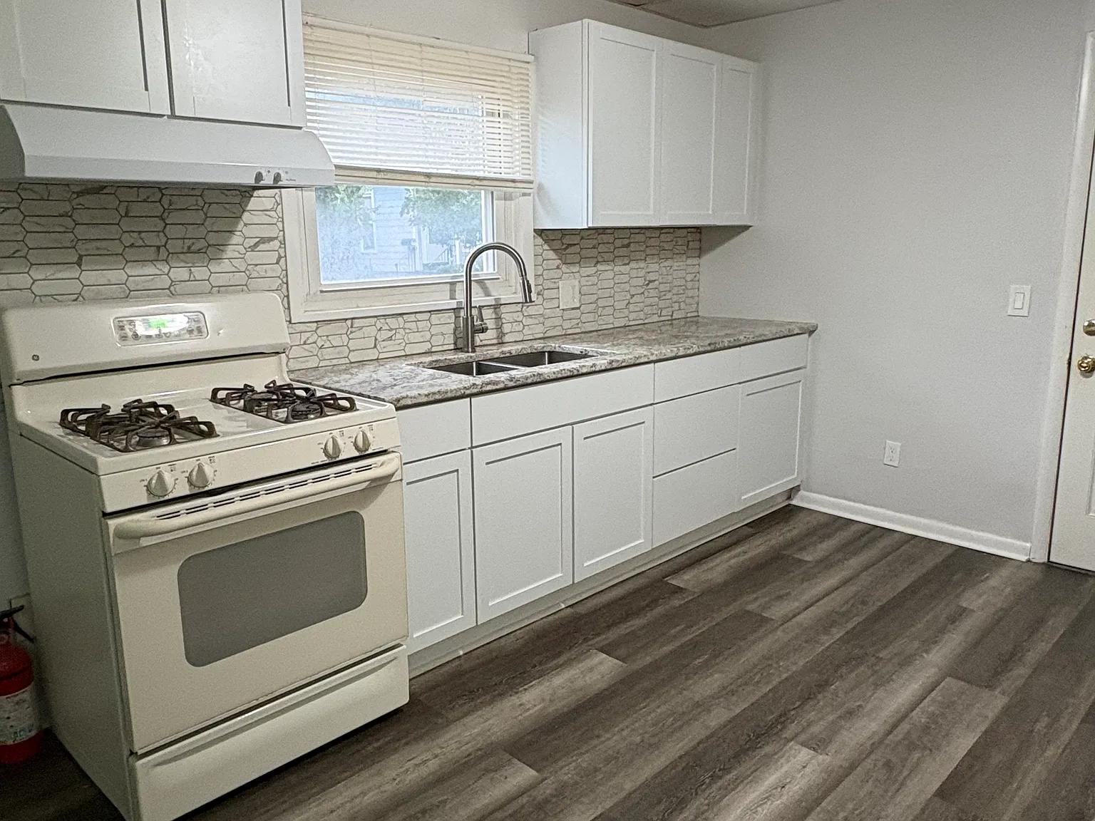 1 bed, $1,175 — Photo 4