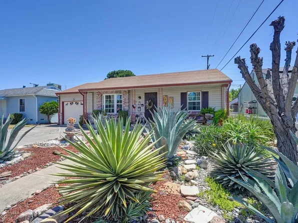 468 E Barrymore St, Stockton, CA 95204