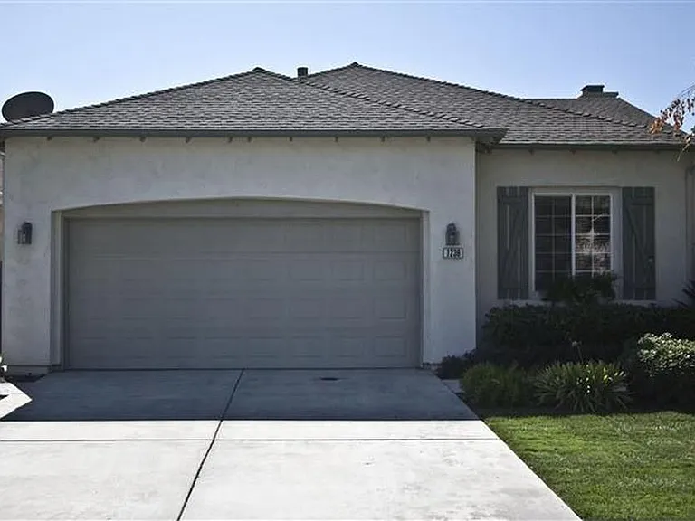 1236 Casual Ln — Photo 1
