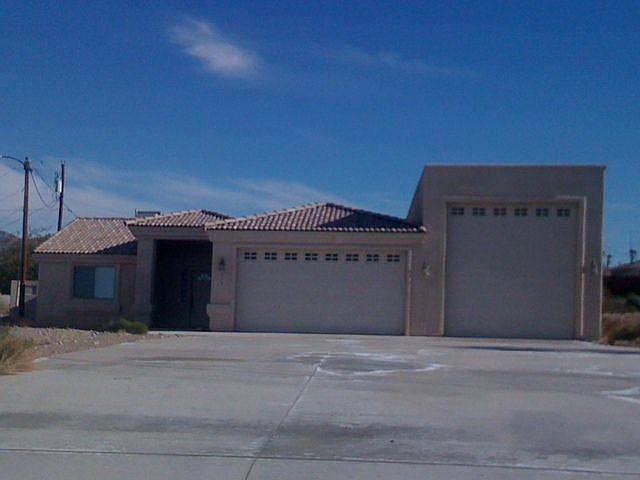 1st image of 515 Knobhill Dr