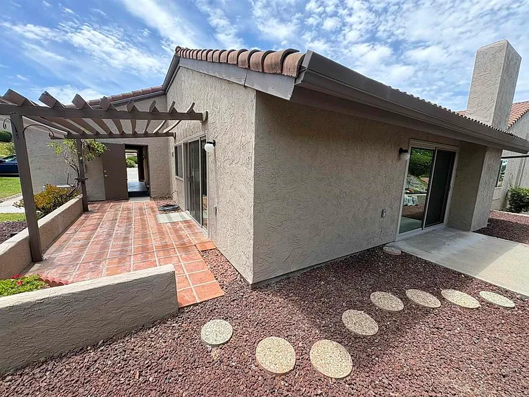 17463 Plaza Dolores — Photo 14
