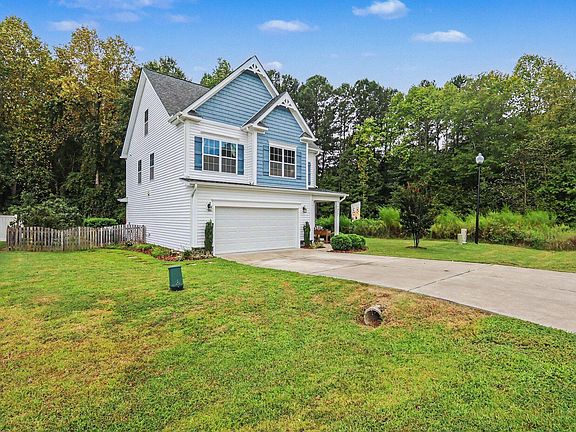 3rd image of 225 Ramsgate Dr