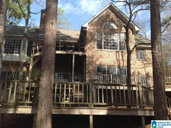 4806 Lakeshore Dr, Pell City, AL 35128