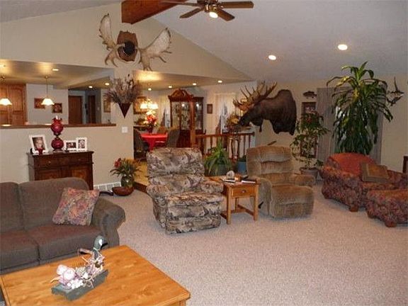 Open concept from Greatroom to kitchen.