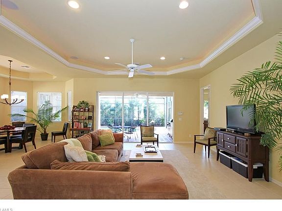 4th image of 10759 Fieldfair Dr