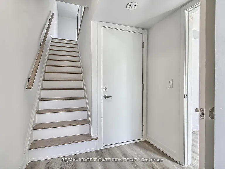 98 Bartley Dr — Photo 6