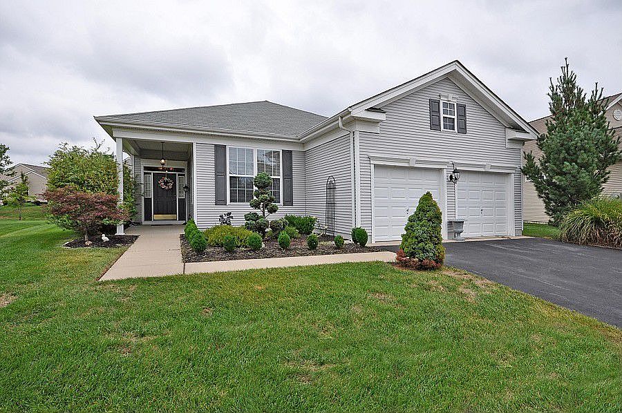 1st image of 6 Spencer Dr