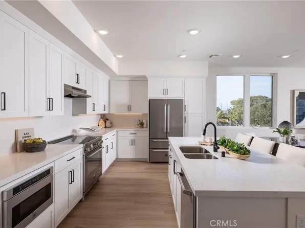 414 Main St Unit 220, Huntington Beach, CA 92648