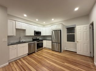 174 Putnam Ave #2, Cambridge, MA 02139