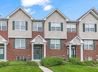 224 S Alder Creek Dr, Romeoville, IL 60446