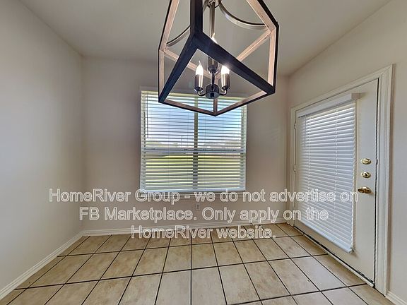 5th image of 803 Dover Park Trl
