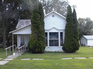 458 Main St, Barry, IL 62312