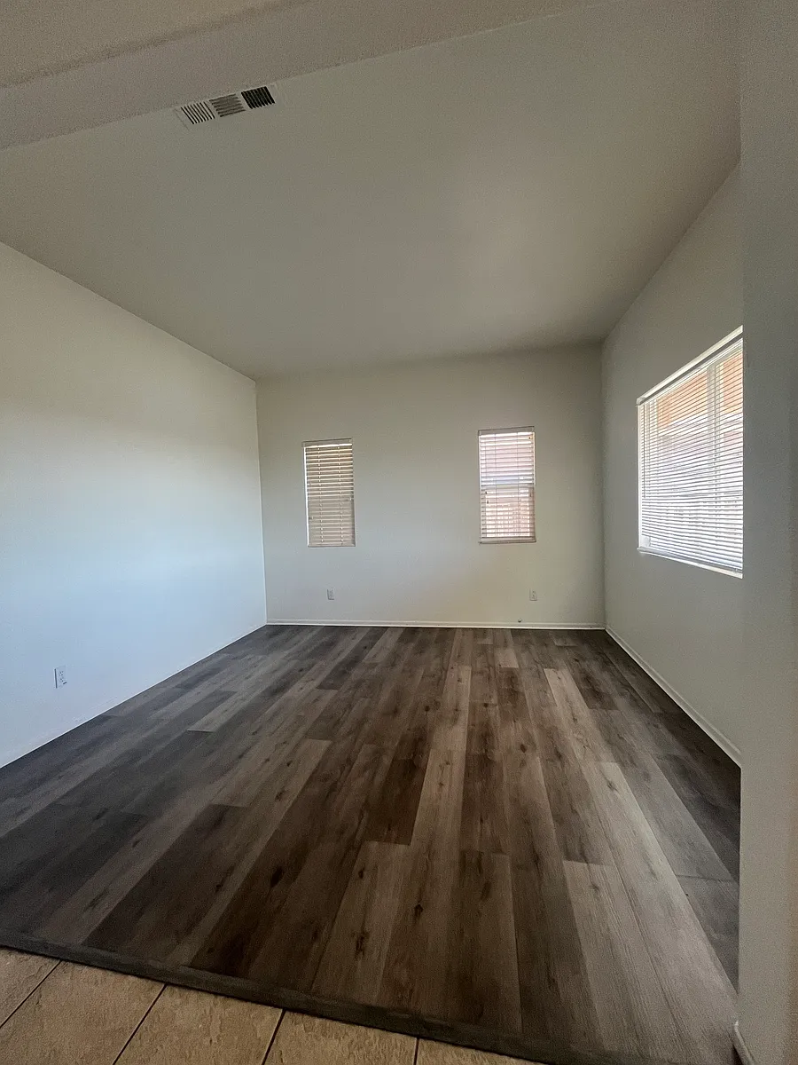 Building Photo - 13230 Mesa View Dr