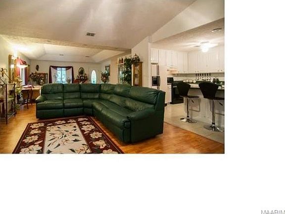 3rd image of 404 Beach Island Trce