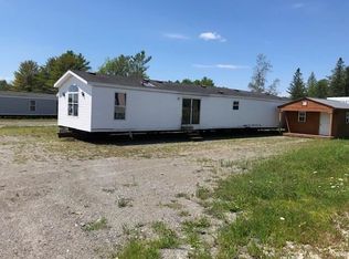 1 Orchard Ln, Lincoln, ME 04457
