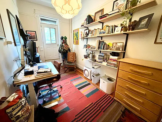 Rented by Garfield Realty  | media 20