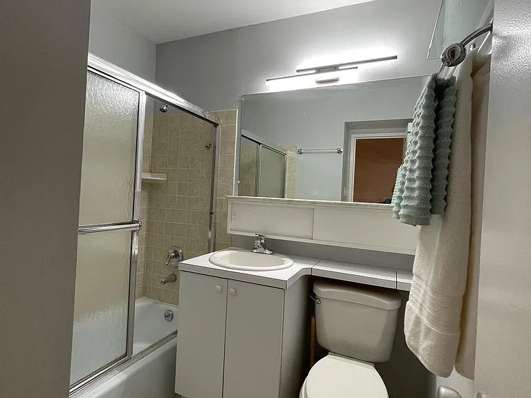 457 N St SW — Photo 38