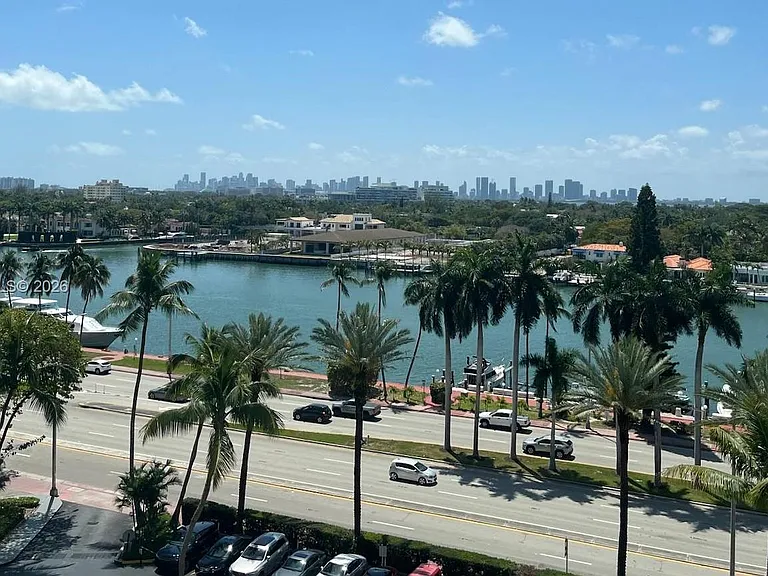 5161 Collins Ave #909 — Photo 1