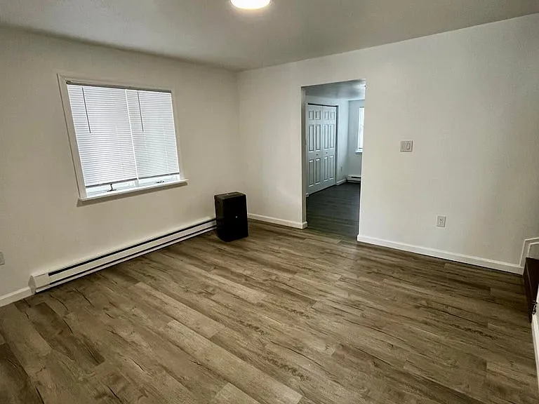 177 E Union St — Photo 11