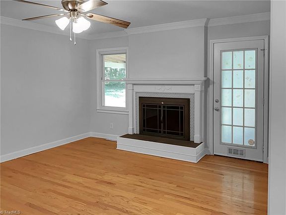 3rd image of 603 Shelby Dr