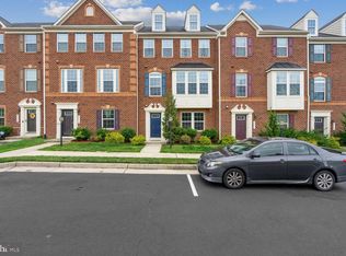 25715 Clairmont Manor Sq, Aldie, VA 20105