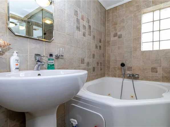 2 Roosevelt Court image 21 of 22