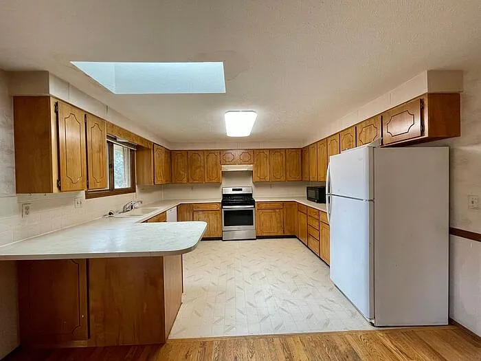 4808 N Franklin Ave — Photo 5