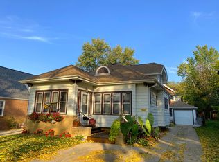 2960 N 56th St, Milwaukee, WI 53210
