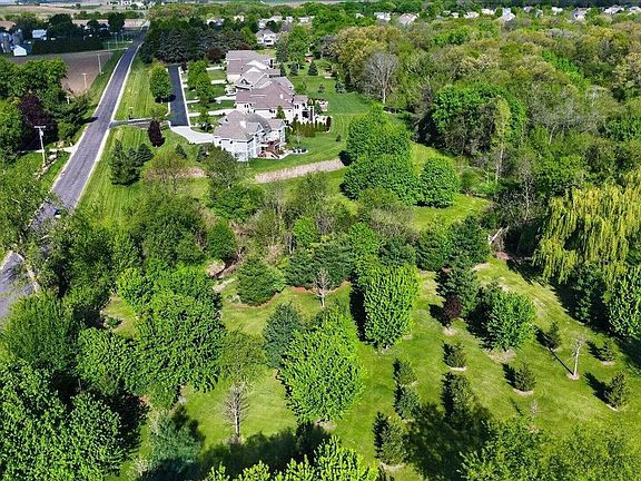 4th image of 6415 Windsor Prairie Road