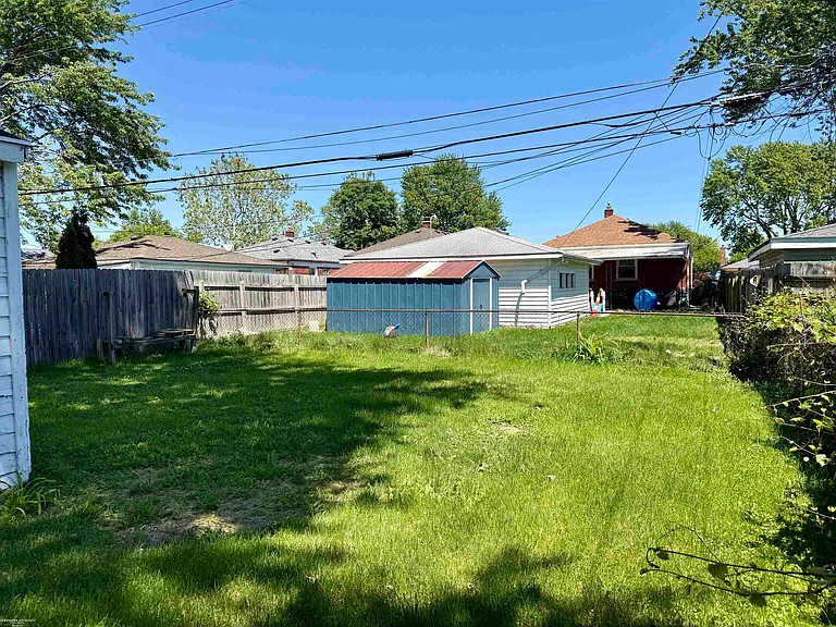25304 Culver St — Photo 39