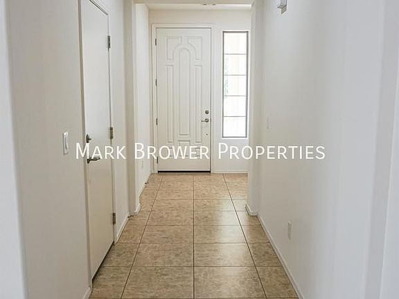 3rd image of 3339 E Carla Vista Dr
