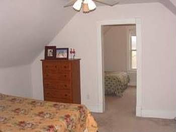 5th image of 2209 Ezra Ave