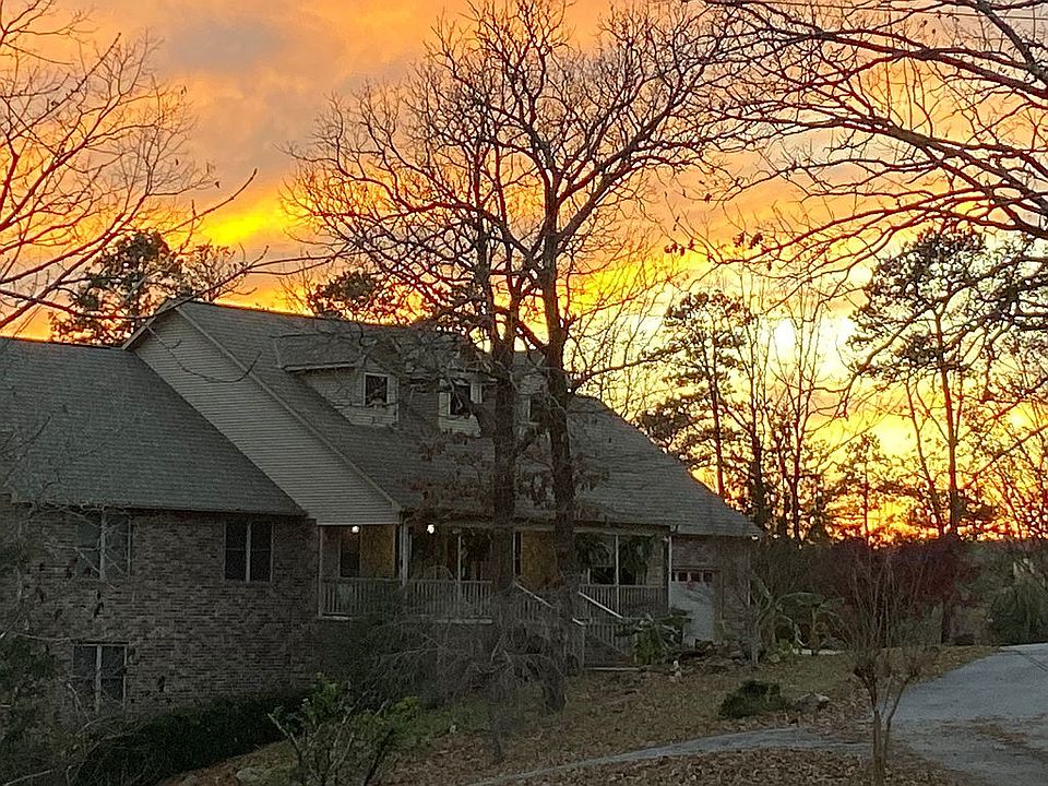 2nd image of 31 Ladera Dr