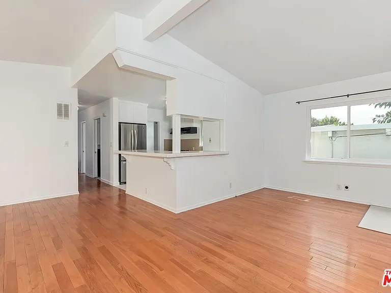 8531 Walnut Dr — Photo 9