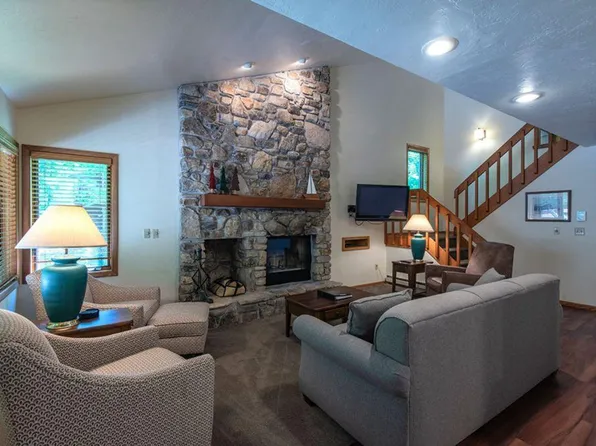 3014 Rushes Rd, Baileys Harbor, WI