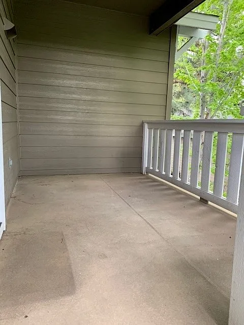 Studio, 550 sqft, $1,550 — Photo 3