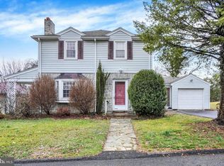 809 Grandview Rd, York, PA 17403