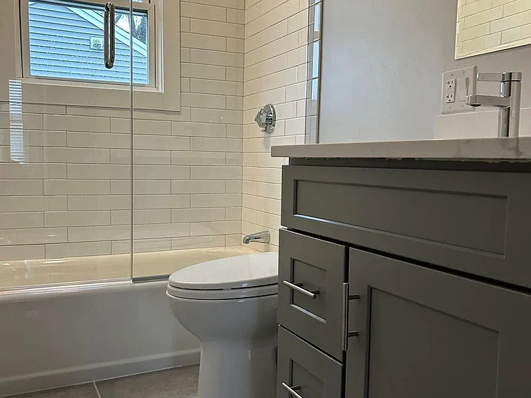 12 Lincoln St #4 — Photo 15